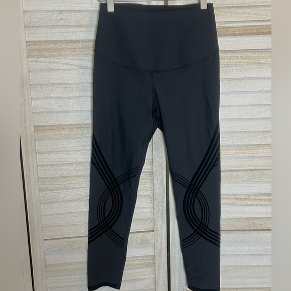 Fanka Body Sculpt High-Waisted Leggings. Size XS - Picture 2 of 10